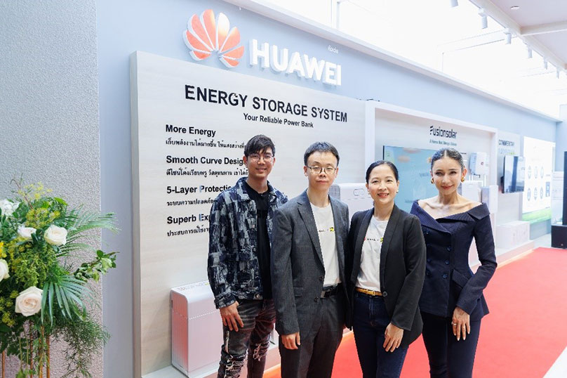 หัวเว่ย ผนึกกำลังพันธมิตร “บานาน่า โซล่าร์ (BaNANA Solar)” ฉีกกฏวงการโซล่าร์เซลล์สำหรับบ้านพักอาศัย เปิดตัว “Huawei Fusionsolar Green Living” พร้อมมอบโซลูชั่นแบบ One-Stop Service ตอบโจทย์ทั้งประสิทธิภาพการประหยัดพลังงาน และสุนทรียศาสตร์ในการออกแบบเพื่อเปลี่ยนบ้านให้ “กรีน” และ “สมาร์ท” ไปพร้อมกัน ลุยจัดจำหน่ายและบริการผ่านร้าน BaNANA มากกว่า 100 สาขาทั่วประเทศ