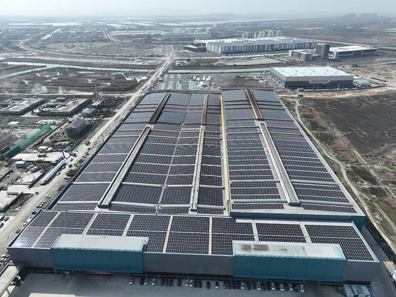 光伏+钢泰丨屋顶变身“发电站”，首年节省电费600万