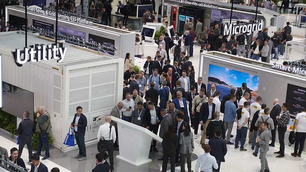 Huawei Digital Power's Innovative All-Scenario Grid-Forming Solutions Light Up Intersolar Europe