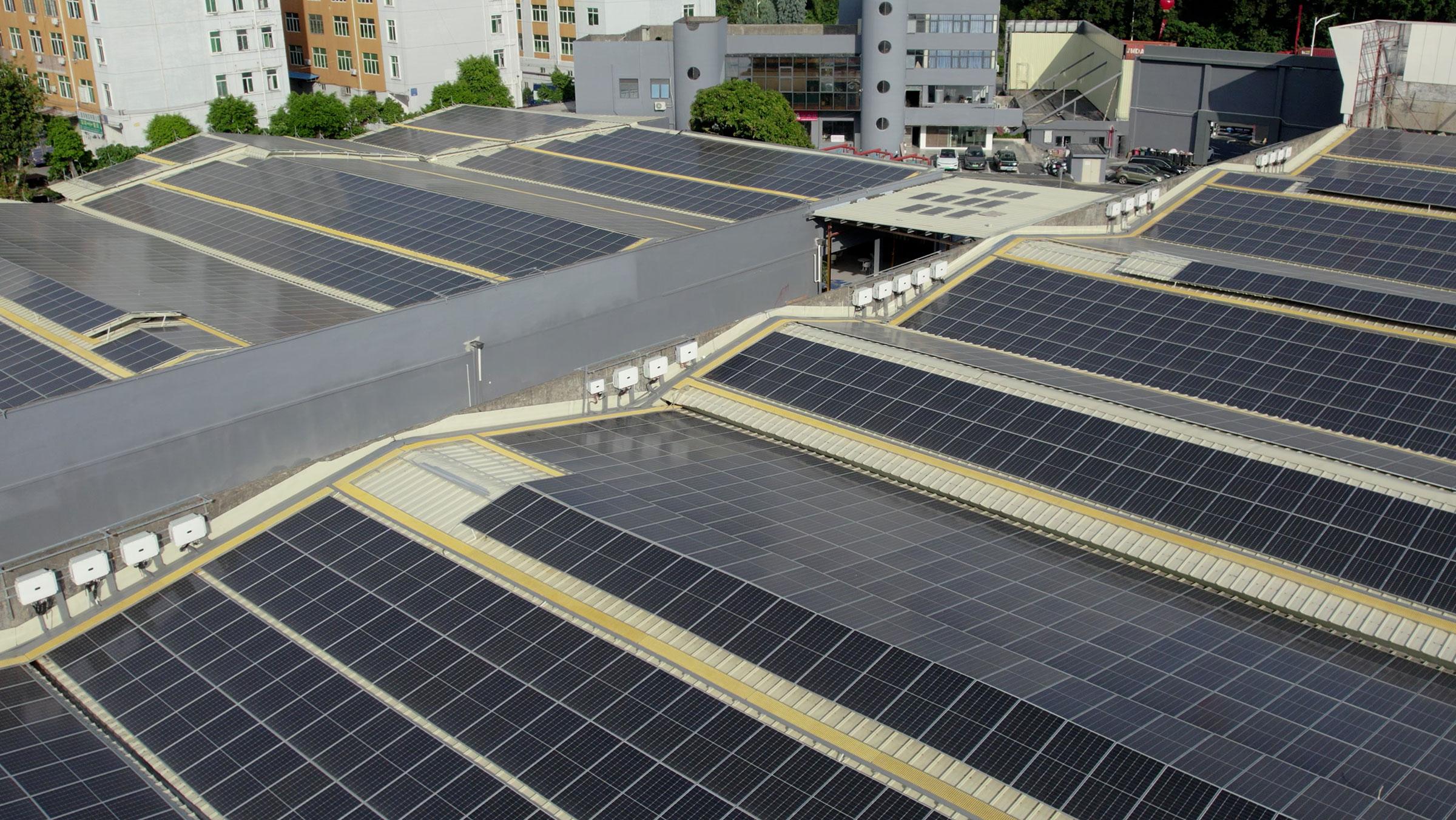 深圳青创美居园区屋顶 5MW 光伏发电项目样板点