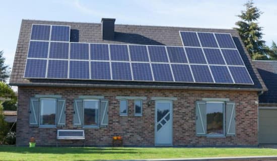 Solaranlage auf dem Dach Montieren: Ein ultimativer Leitfaden