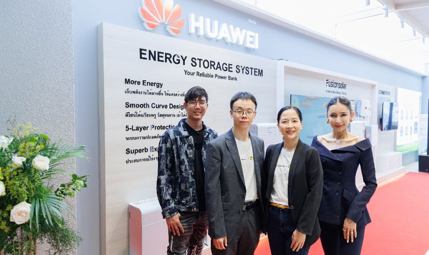 หัวเว่ย ผนึกกำลังพันธมิตร “บานาน่า โซล่าร์ (BaNANA Solar)” ฉีกกฏวงการโซล่าร์เซลล์สำหรับบ้านพักอาศัย เปิดตัว “Huawei Fusionsolar Green Living” พร้อมมอบโซลูชั่นแบบ One-Stop Service ตอบโจทย์ทั้งประสิทธิภาพการประหยัดพลังงาน และสุนทรียศาสตร์ในการออกแบบเพื่อเปลี่ยนบ้านให้ “กรีน” และ “สมาร์ท” ไปพร้อมกัน ลุยจัดจำหน่ายและบริการผ่านร้าน BaNANA มากกว่า 100 สาขาทั่วประเทศ