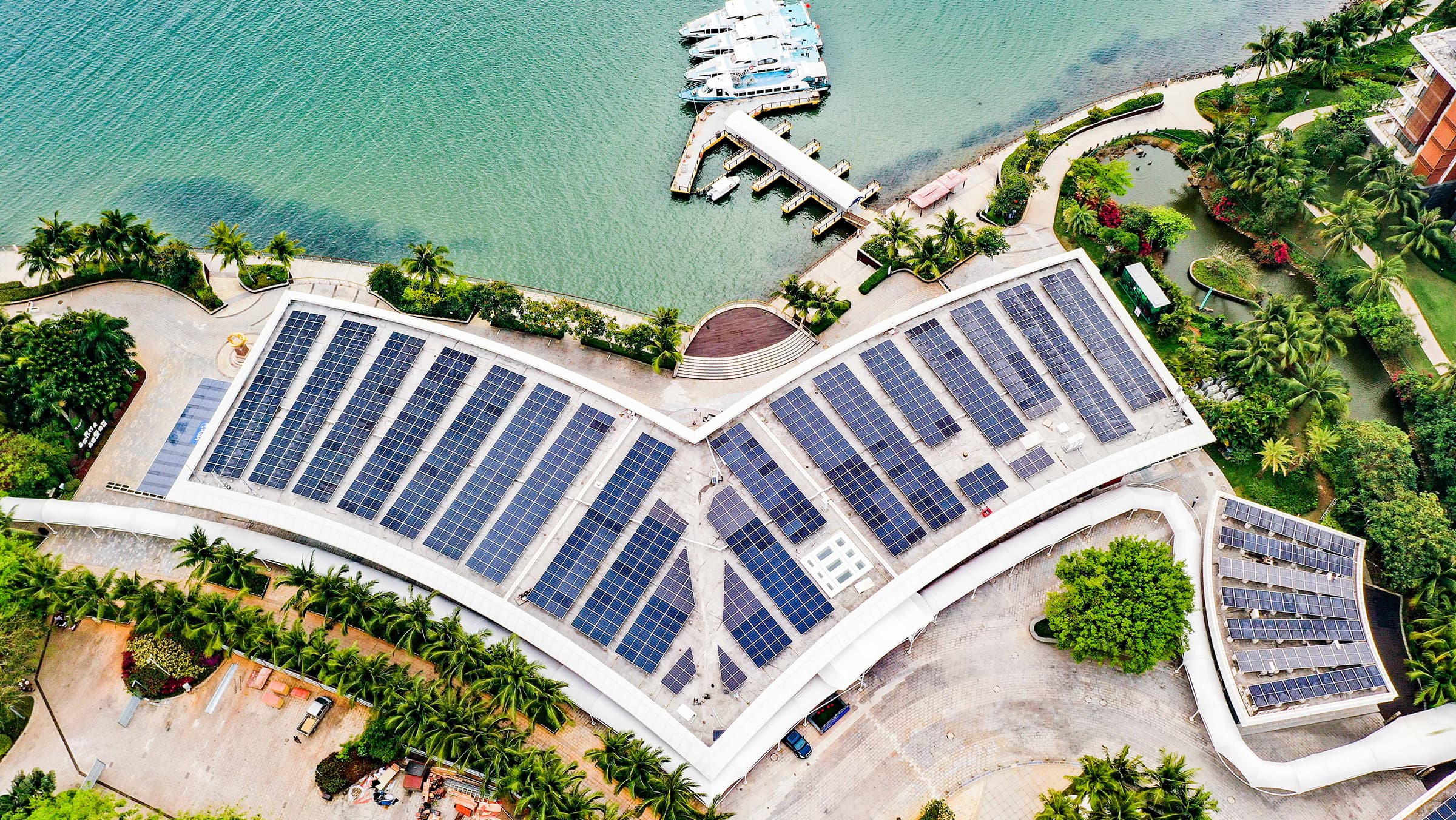 博鳌近零碳示范区 5.3MW 分布式光伏 + 20MW 农光互补光伏项目