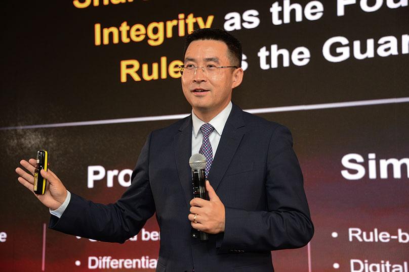 Huawei pledges to work with partners to build a new era of solar