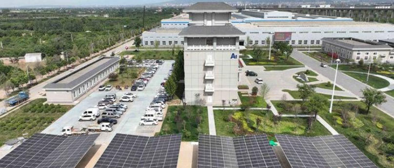 光伏+西安国铁 | “一光多用”加速铁路绿色低碳转型