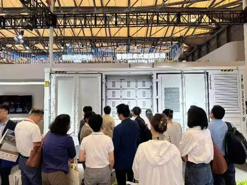 融智于光 共创未来 | 华为以光储融合持续引领行业高质量发展