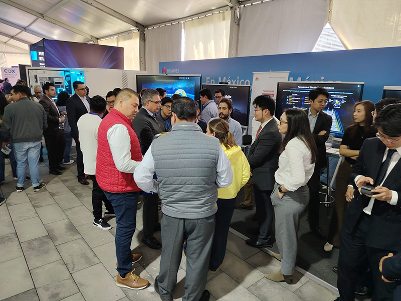 Éxito en la Feria de Energía 2026: Sinergia estratégica entre SENER y Huawei